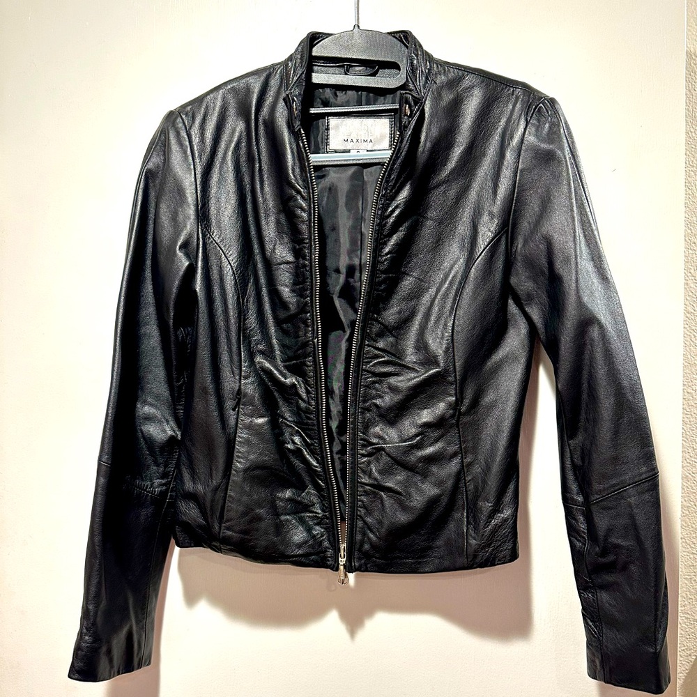 Wilson’s Leather black leather zip up jacket